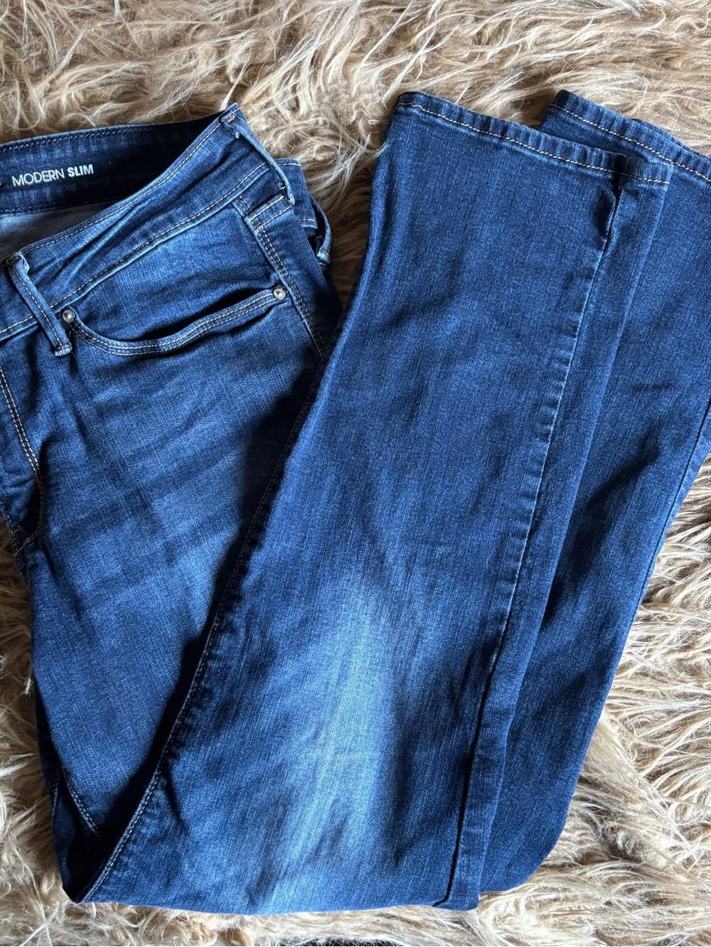 Denizen Levi’s Skinny Jeans Modern Slim  waist 30”